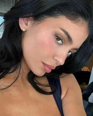 Kylie Jenner OnlyFans Leaked Free Thumbnail Picture - #ecucoPjWYS