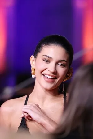 Kylie Jenner OnlyFans Leaked Free Thumbnail Picture - #gcZYZMsnge