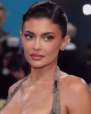 Kylie Jenner OnlyFans Leaked Free Thumbnail Picture - #iCE2RuHB1z