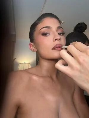 Kylie Jenner OnlyFans Leaked Free Thumbnail Picture - #k4KtABbKvw