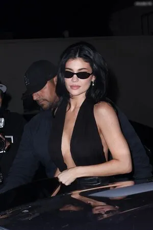 Kylie Jenner OnlyFans Leaked Free Thumbnail Picture - #migmMy4u2d