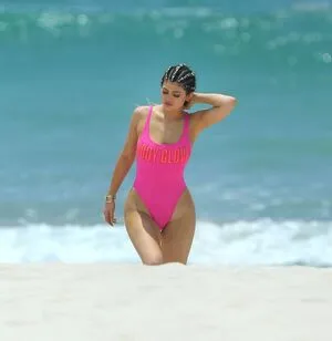 Kylie Jenner OnlyFans Leaked Free Thumbnail Picture - #moh5Tt0vam