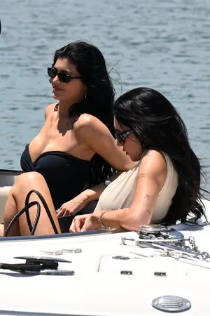 Kylie Jenner OnlyFans Leaked Free Thumbnail Picture - #mqBArDkLfG