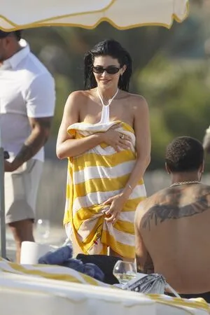 Kylie Jenner OnlyFans Leaked Free Thumbnail Picture - #n1E7Z72uCb