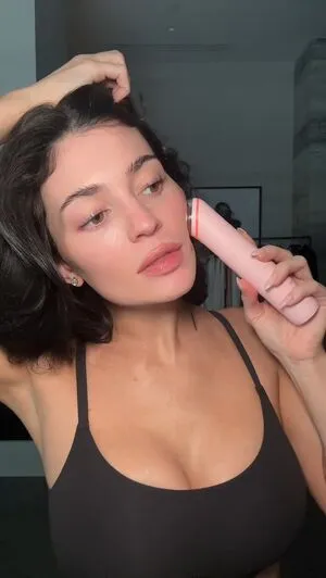 Kylie Jenner OnlyFans Leaked Free Thumbnail Picture - #ncfPf8vpmN