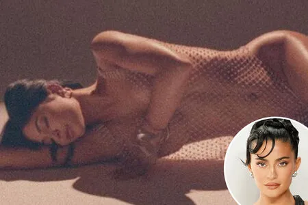 Kylie Jenner OnlyFans Leaked Free Thumbnail Picture - #rIEEudelwN