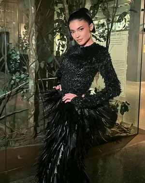 Kylie Jenner OnlyFans Leaked Free Thumbnail Picture - #uBw4Sf5wBn