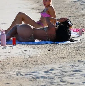 Kylie Jenner OnlyFans Leaked Free Thumbnail Picture - #uQTkJcSuh5