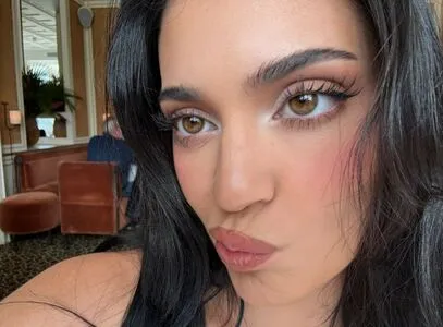 Kylie Jenner OnlyFans Leaked Free Thumbnail Picture - #w4VkzdYe9D