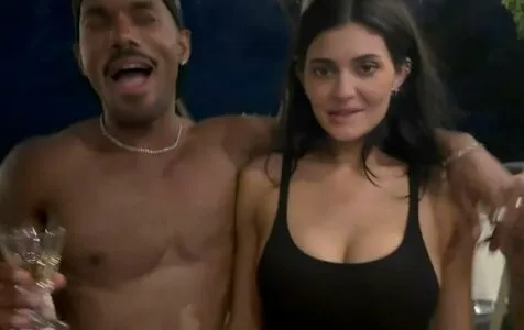 Kylie Jenner OnlyFans Leaked Free Thumbnail Picture - #wmvCwOfQ8A