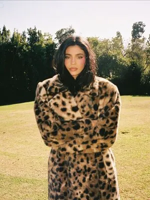 Kylie Jenner OnlyFans Leaked Free Thumbnail Picture - #wvhQ0VV8dm