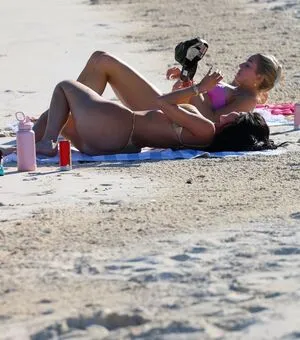 Kylie Jenner OnlyFans Leaked Free Thumbnail Picture - #yNaTWKgict