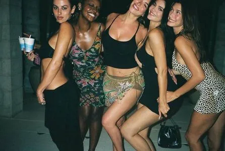 Kylie Jenner OnlyFans Leaked Free Thumbnail Picture - #yNqBqr48Xl