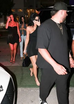 Kylie Jenner OnlyFans Leaked Free Thumbnail Picture - #youDGjKv3X