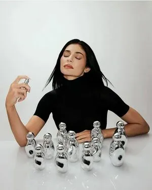 Kylie Jenner OnlyFans Leaked Free Thumbnail Picture - #zK9vFBakGC