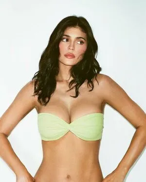 Kylie Jenner OnlyFans Leaked Free Thumbnail Picture - #zXBwqE4U4n