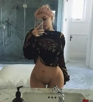 Kylie Jenner OnlyFans Leaked Free Thumbnail Picture - #zYSD3wr5XA