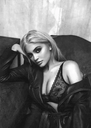 Kylie Jenner OnlyFans Leaked Free Thumbnail Picture - #4g5sIq0Kjv