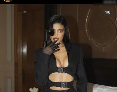 Kylie Jenner OnlyFans Leaked Free Thumbnail Picture - #MS0C22bS9C