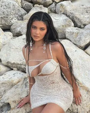 Kylie Jenner OnlyFans Leaked Free Thumbnail Picture - #cwTz070c86