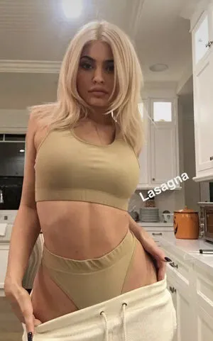 Kylie Jenner OnlyFans Leaked Free Thumbnail Picture - #wbWK1ooJ7a