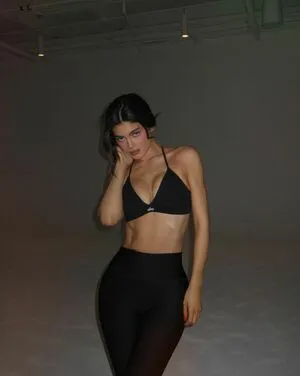 Kylie Jenner OnlyFans Leaked Free Thumbnail Picture - #xRnQgfj7Lf