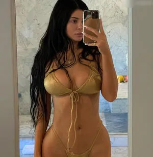 Kylie Jenner OnlyFans Leaked Free Thumbnail Picture - #y9CFLP8taN