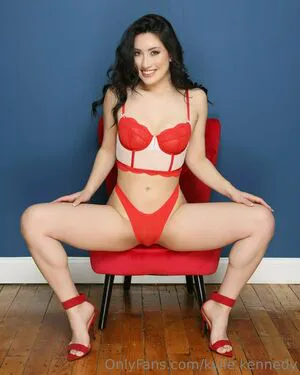 Kylie Kennedy OnlyFans Leaked Free Thumbnail Picture - #3Acxxv0x0h