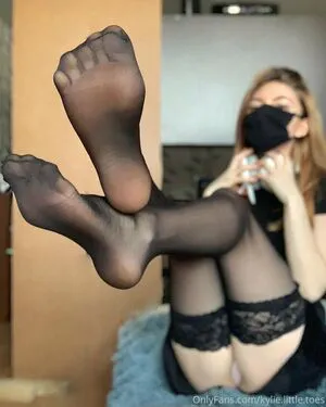 Kylie Little Toes OnlyFans Leaked Free Thumbnail Picture - #Mhl7QB6ExK