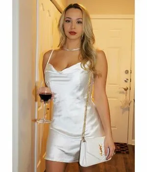 Kylie Nicole OnlyFans Leaked Free Thumbnail Picture - #7GczcXR033