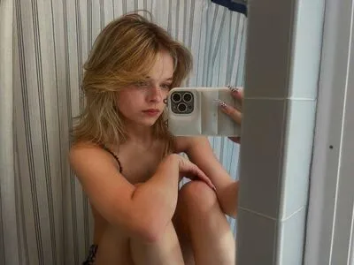 Kylie Rogers OnlyFans Leaked Free Thumbnail Picture - #DjqBDAafKp