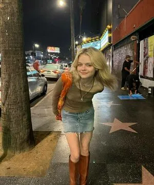 Kylie Rogers OnlyFans Leaked Free Thumbnail Picture - #ZWLojForPc