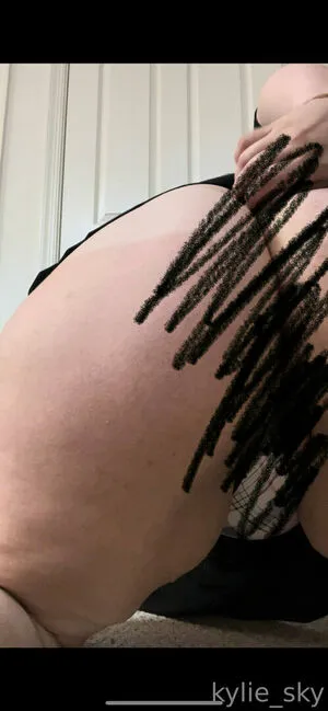 Kylie Skyfree OnlyFans Leaked Free Thumbnail Picture - #D8iaubls8t