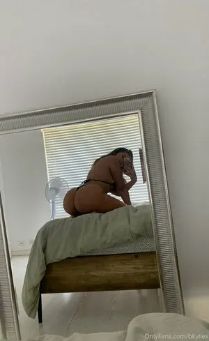 Kylieb13 OnlyFans Leaked Free Thumbnail Picture - #hGV1v1VYUC