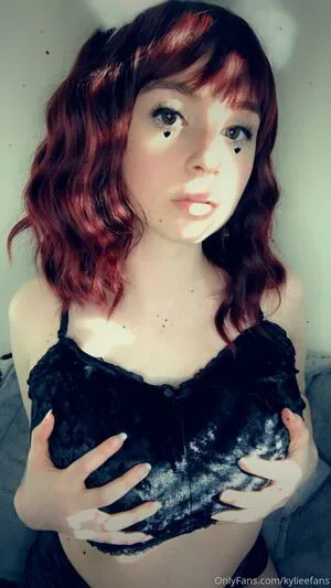 Kylieefans OnlyFans Leaked Free Thumbnail Picture - #5GAZ0ye7Xx