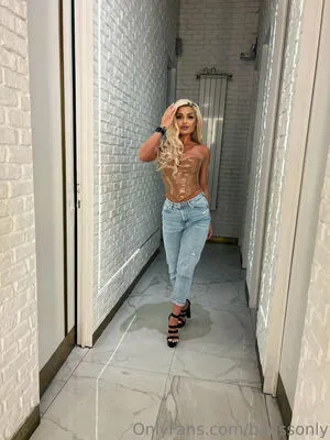 Kyliejennes OnlyFans Leaked Free Thumbnail Picture - #0Yd3PY82Cj