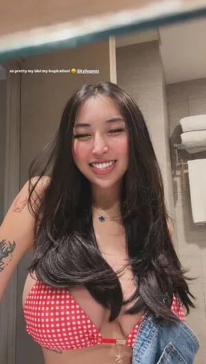 Kyliemariecm OnlyFans Leaked Free Thumbnail Picture - #N3z9GZTMv1