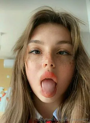 Kylienextdoor69 OnlyFans Leaked Free Thumbnail Picture - #0qJO2L7Nu5