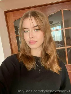 Kylienextdoor69 OnlyFans Leaked Free Thumbnail Picture - #18mYQX0eMG