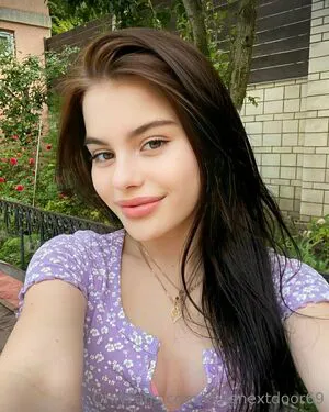 Kylienextdoor69 OnlyFans Leaked Free Thumbnail Picture - #2r6A6AD9nc