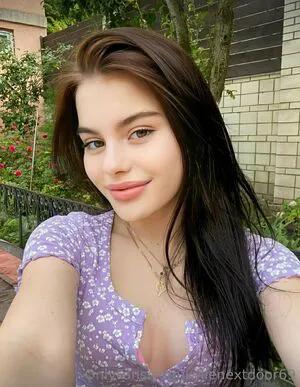 Kylienextdoor69 OnlyFans Leaked Free Thumbnail Picture - #3UjBixWgGJ
