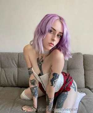 Kylienextdoor69 OnlyFans Leaked Free Thumbnail Picture - #4QBuBWNyPF