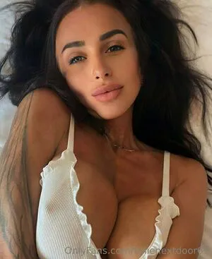 Kylienextdoor69 OnlyFans Leaked Free Thumbnail Picture - #53iVldY5rs
