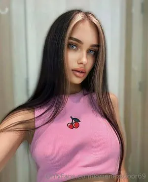 Kylienextdoor69 OnlyFans Leaked Free Thumbnail Picture - #NZMVRhhb2z