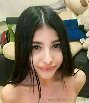 Kylienextdoor69 OnlyFans Leaked Free Thumbnail Picture - #OL7kSz5ulH