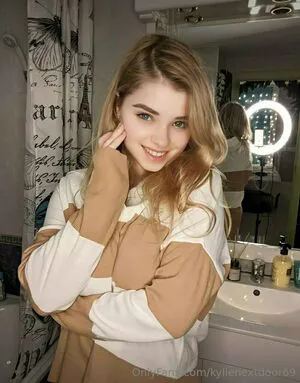 Kylienextdoor69 OnlyFans Leaked Free Thumbnail Picture - #PLP8lkIyVu