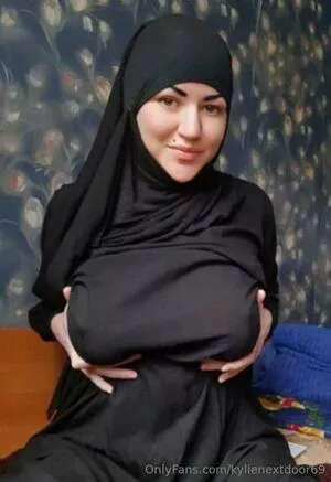 Kylienextdoor69 OnlyFans Leaked Free Thumbnail Picture - #hLxCFSnROY