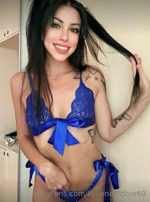 Kylienextdoor69 OnlyFans Leaked Free Thumbnail Picture - #ogILVHGRpA