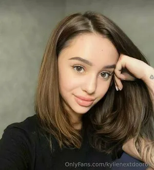 Kylienextdoor69 OnlyFans Leaked Free Thumbnail Picture - #sm3JNRocxA