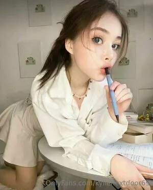 Kylienextdoor69 OnlyFans Leaked Free Thumbnail Picture - #ub0Nmh6RWu